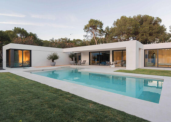 Single Family Prefabricated Home With Swimming Pool & Light Gauge Steel Frame House Kits