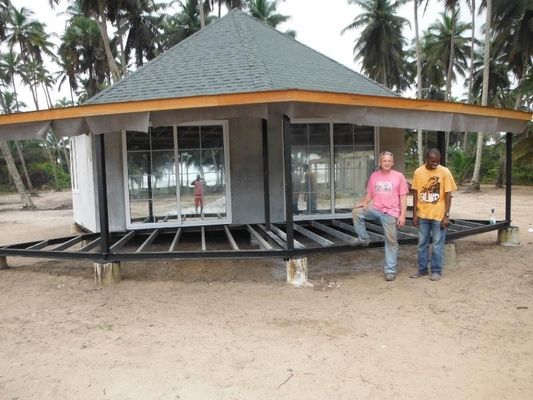 โครงหลังคาเหล็กเบา ม้านั่งสำเร็จรูป โรงแรม / รีสอร์ทไอส์แลนด์ บีชโอเวอร์วอเตอร์ บังกะโล