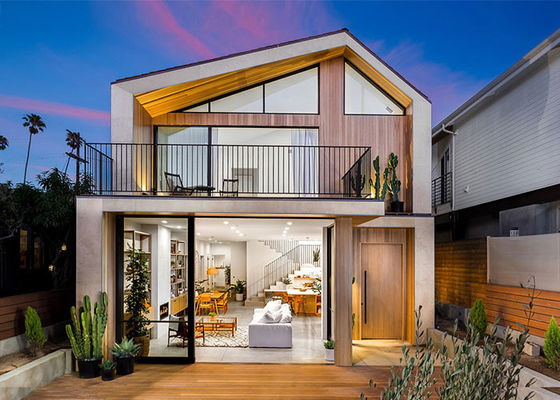 บ้านสำเร็จรูปโครงสร้างเหล็กเบา 2 ชั้นของสหภาพยุโรป พร้อมหน้าต่างบานใหญ่ วิลล่าอัสซีซี